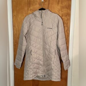 Columbia Women's Puffer Jacket - Tan